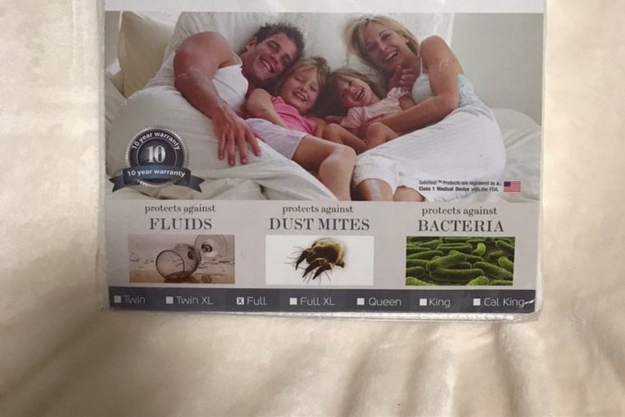 SafeRest Premium Hypoallergenic Waterproof Mattress Protector